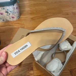 Steve Madden Fairlie Rhinestone Sandals- Size 8